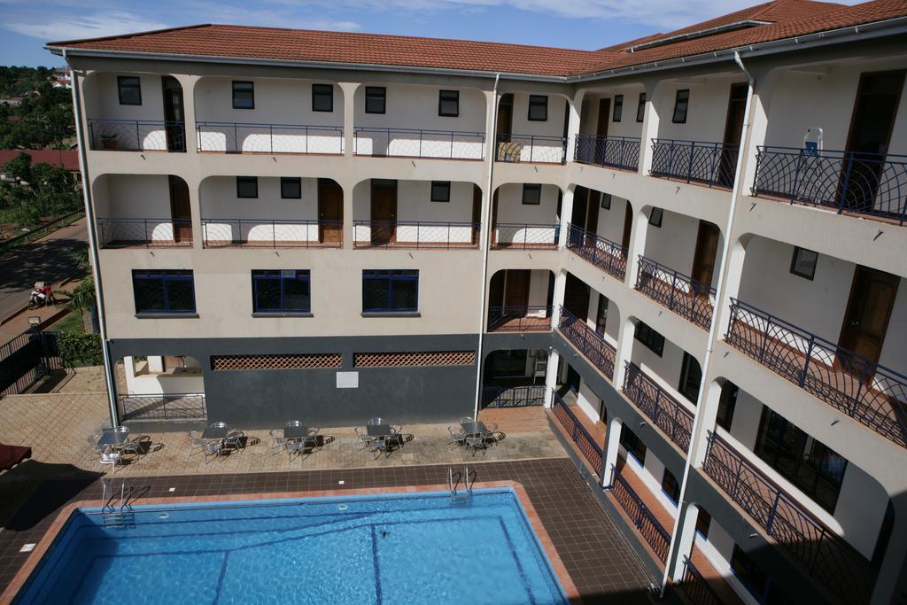 Ivys Hotel Kampala Exterior photo